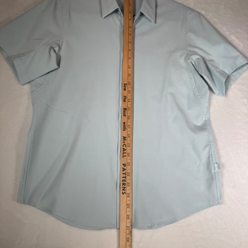 Lululemon Mens Medium Commission Short Sleeve Button Down Shirt Light Blue Grid - Picture 7 of 8